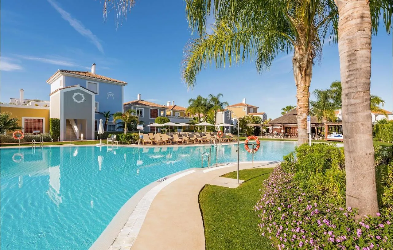 2 Bedroom Gorgeous Apartment In Estepona Spain
