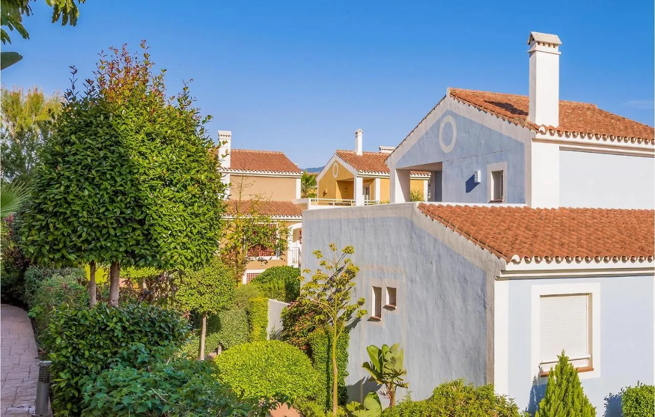2 Bedroom Gorgeous Apartment In Estepona Spain
